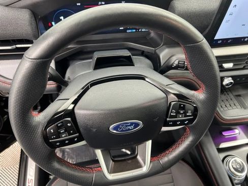 Used 2025 Ford Explorer ST-Line w/ Premium Package AWD/4WD image 22