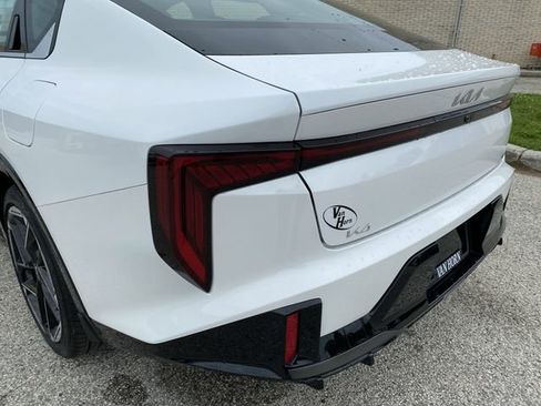 New 2025 Kia K4 GT-Line w/ GT-Line Premium Package image 41