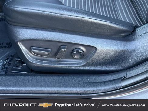 Used 2023 Toyota Camry SE w/ Convenience Package image 28