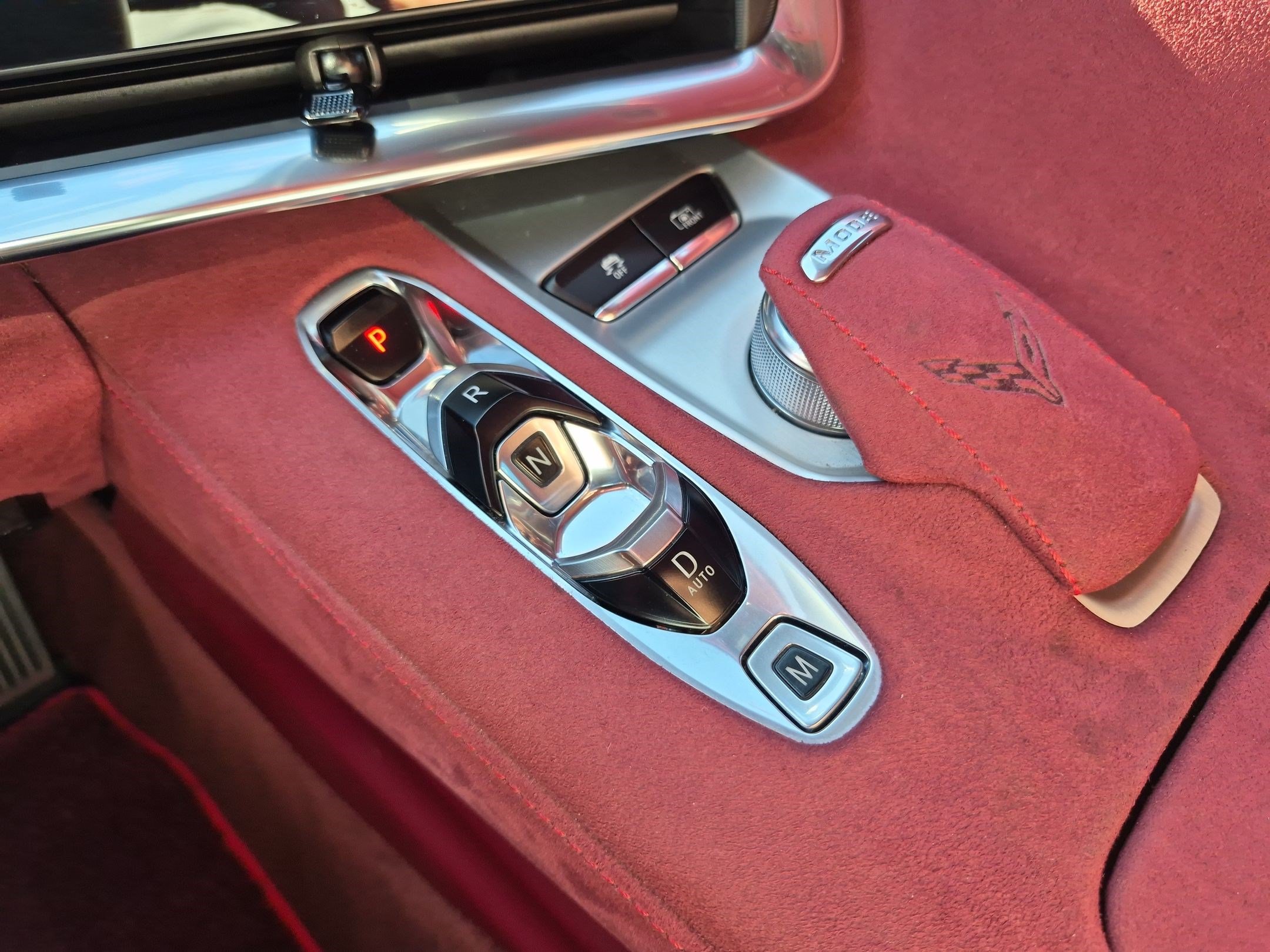 Used 2020 Chevrolet Corvette Stingray Premium Cpe w/ 3LT Preferred Equipment Group RWD image 26
