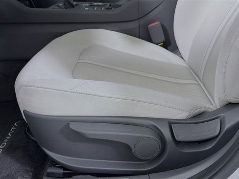 Used 2025 Hyundai Sonata SE image 21