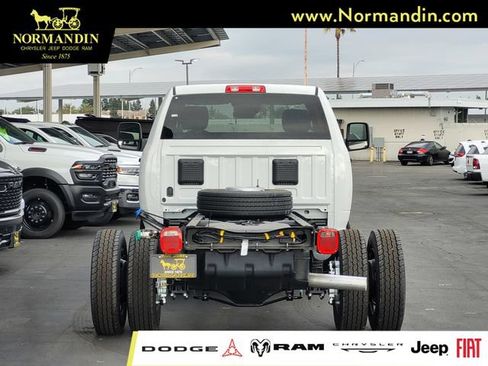 New 2025 RAM 4500 Tradesman AWD/4WD image 5