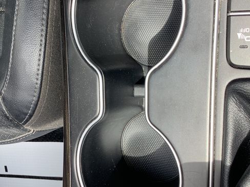 Used 2019 Kia Sorento EX AWD/4WD image 17