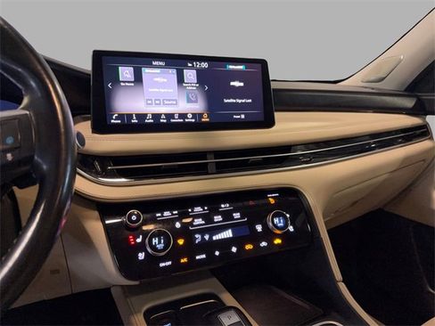 Used 2022 INFINITI QX60 Sensory w/ Vision Package image 14