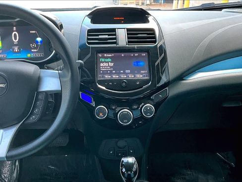 Used 2015 Chevrolet Spark LT image 7