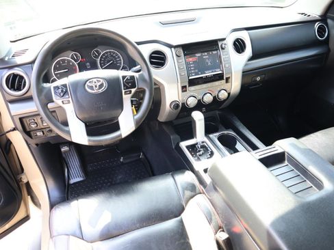 Used 2017 Toyota Tundra SR5 w/ SR5 Upgrade Package image 12