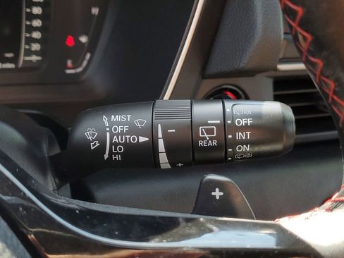 Used 2025 Honda Pilot Black Edition image 16