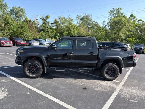 Used 2023 Toyota Tacoma TRD Pro AWD/4WD image 2