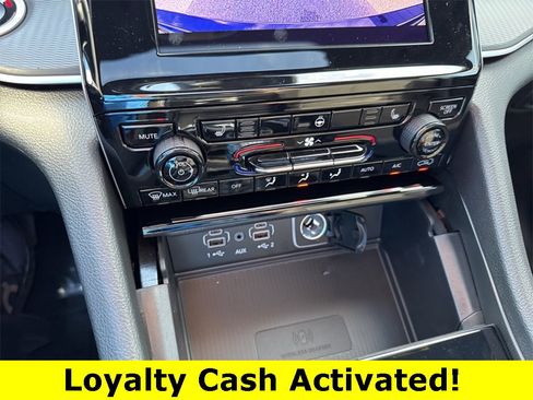 New 2025 Jeep Grand Cherokee Laredo image 15