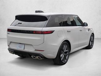 New 2025 Land Rover Range Rover Sport Dynamic SE video 2