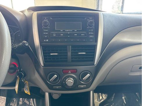 Used 2011 Subaru Forester 2.5X Premium image 13