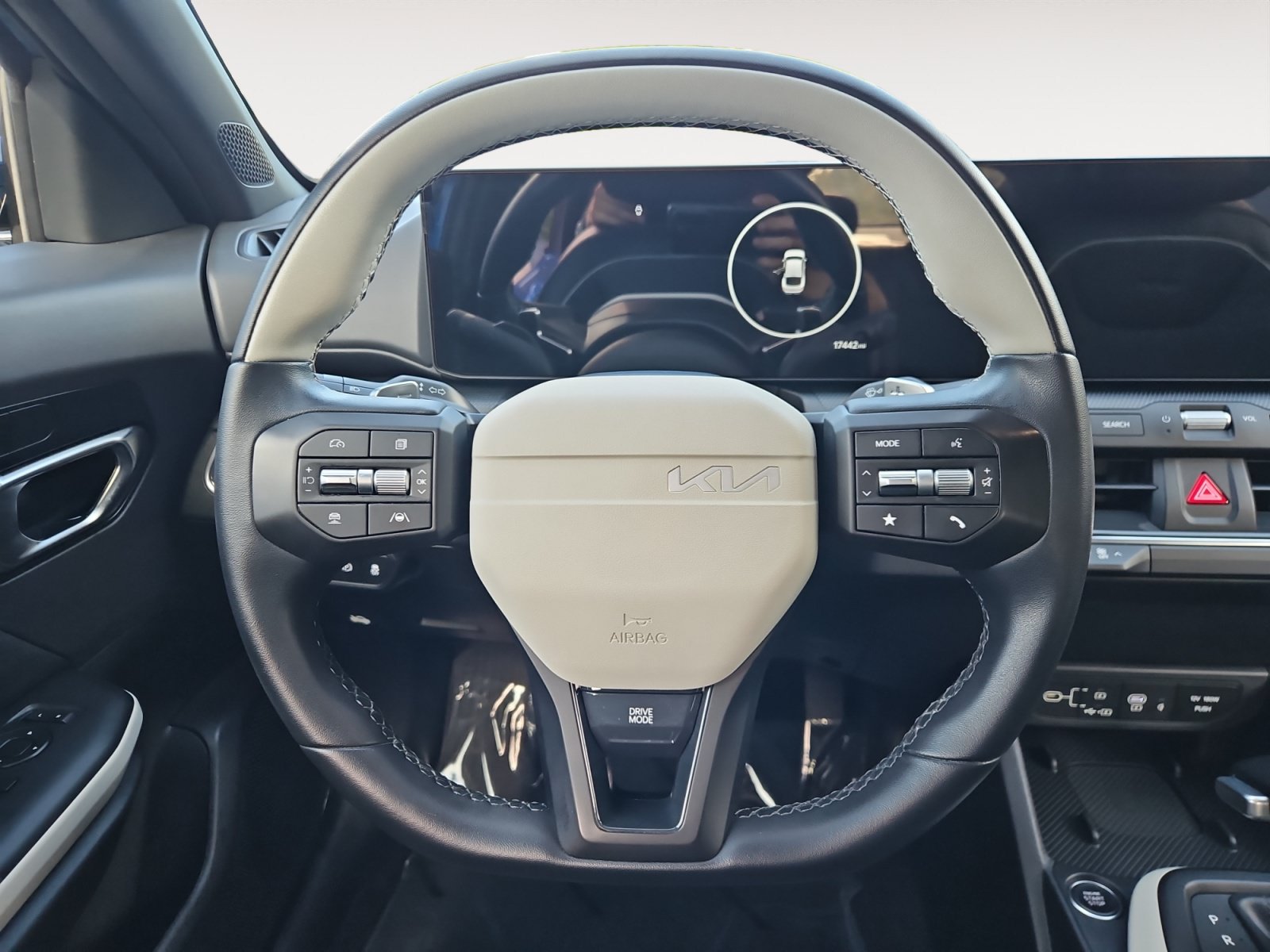 Used 2025 Kia K4 GT-Line w/ GT-Line Sunroof Package FWD image 12