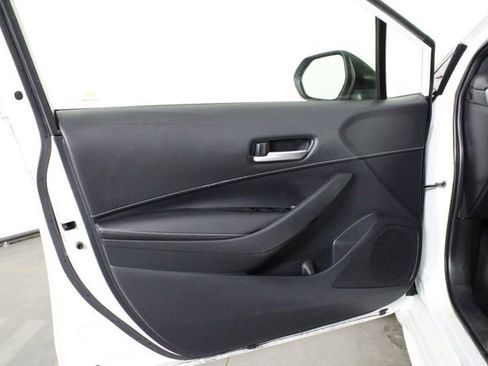 Used 2020 Toyota Corolla SE image 14