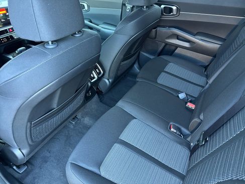 New 2026 Kia Sorento LX image 12