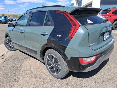 Used 2024 Kia Niro FWD image 3