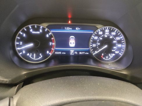 Used 2025 Nissan Sentra SV FWD image 23