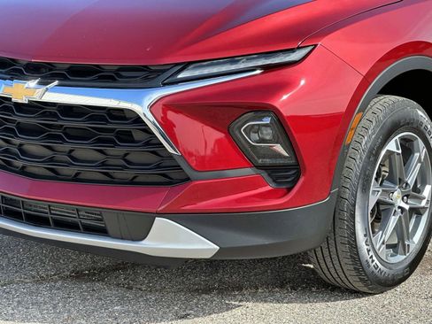 Certified 2024 Chevrolet Blazer LT w/ Convenience Package image 7