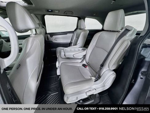 Used 2018 Honda Odyssey EX-L image 24