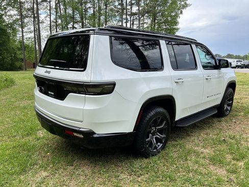New 2026 Jeep Grand Wagoneer 4WD image 3