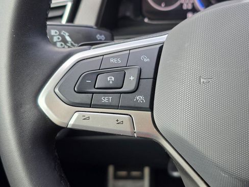 Used 2024 Volkswagen Atlas Peak Edition SEL AWD/4WD image 30