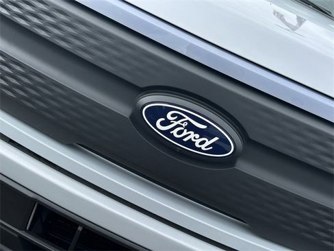 New 2025 Ford F150 Lightning XLT image 3