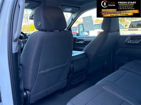 Used 2024 Chevrolet Silverado 2500 LT AWD/4WD image 38