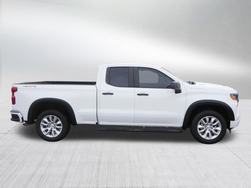 Used 2025 Chevrolet Silverado 1500 Custom AWD/4WD image 8