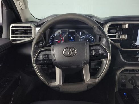 Used 2023 Toyota Tundra SR5 w/ SR5 Convenience Package AWD/4WD image 22
