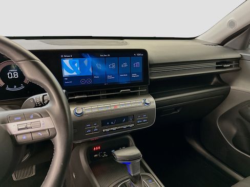 Used 2025 Hyundai Kona SEL image 26