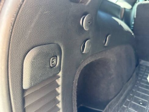 Used 2018 Jeep Grand Cherokee Altitude RWD image 7