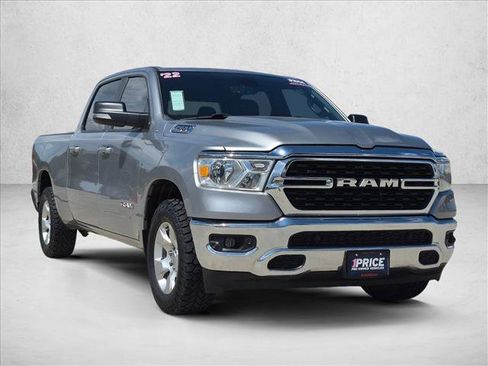 Used 2022 RAM 1500 Big Horn AWD/4WD image 3