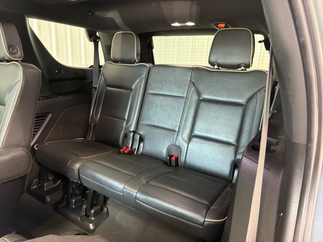 Used 2021 GMC Yukon SLT w/ SLT Premium Package RWD image 16
