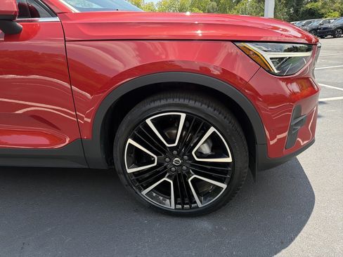 Certified 2024 Volvo XC40 B5 Ultimate w/ Protection Package Premier AWD/4WD image 13
