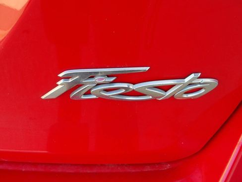 Used 2015 Ford Fiesta SE w/ Equipment Group 201A FWD image 35