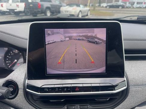 Used 2022 Jeep Compass Latitude w/ Convenience Group image 2