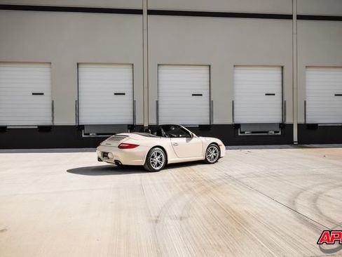 Used 2009 Porsche 911 Carrera RWD image 21
