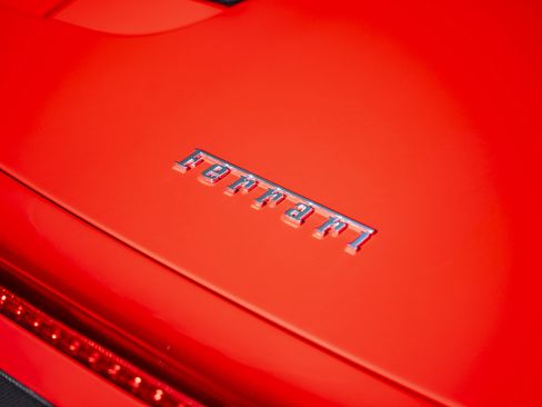 Used 2014 Ferrari 458 Spider image 14