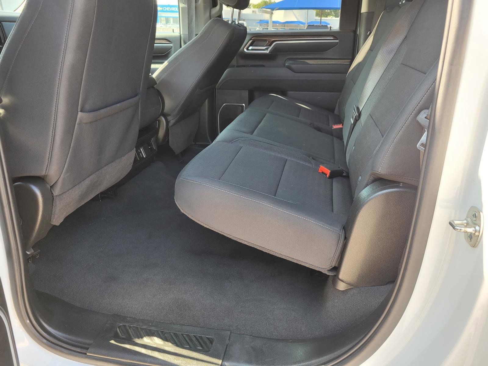 Used 2025 Chevrolet Silverado 2500 LT w/ Convenience Package AWD/4WD image 3