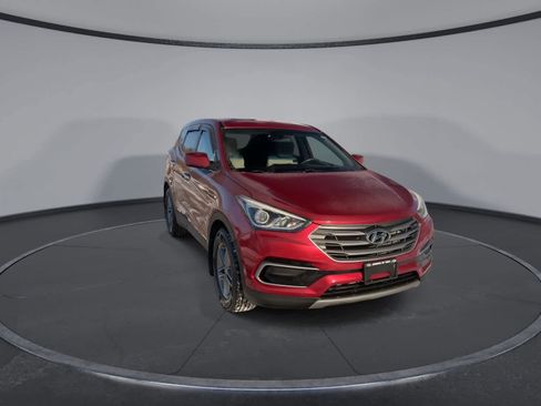 Used 2017 Hyundai Santa Fe Sport image 2
