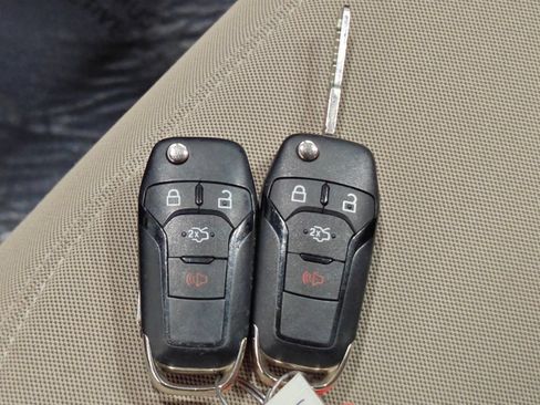 Used 2022 Ford Explorer 4WD image 11