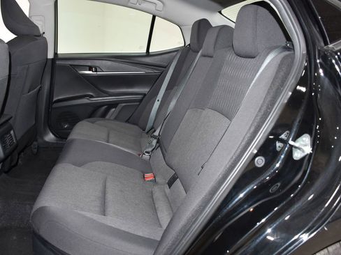 Used 2025 Toyota Camry LE FWD image 28