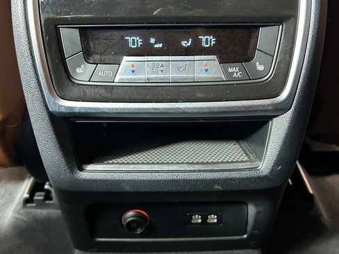 Used 2023 BMW X7 M60i w/ Executive Package AWD/4WD image 20