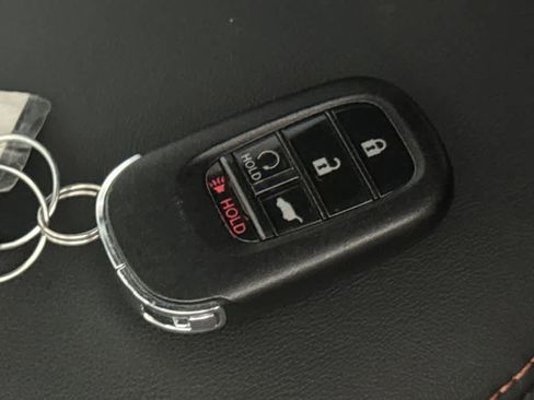 Used 2023 Honda HR-V Sport image 28