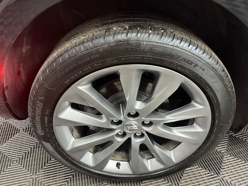 Used 2023 Buick Envision Avenir AWD/4WD image 30