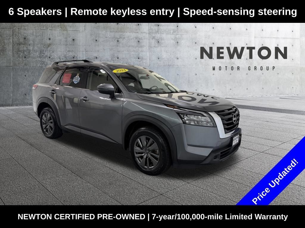 Used 2024 Nissan Pathfinder SV FWD image 1