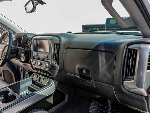 Used 2018 Chevrolet Silverado 1500 LT w/ All Star Edition image 17