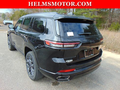 New 2025 Jeep Grand Cherokee L Summit w/ Advanced Protech Group IV AWD/4WD image 10
