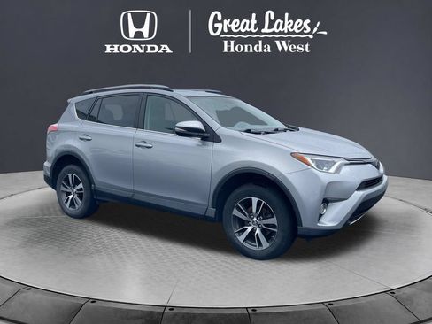 Used 2018 Toyota RAV4 XLE w/ Plus Extra Value Package FWD image 6