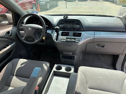 Used 2010 Honda Odyssey EX image 8