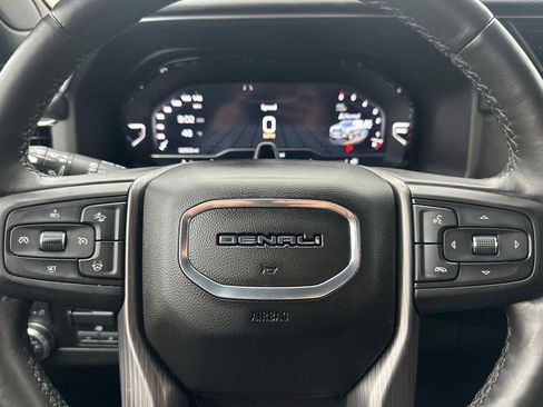 Used 2023 GMC Yukon Denali Ultimate image 30